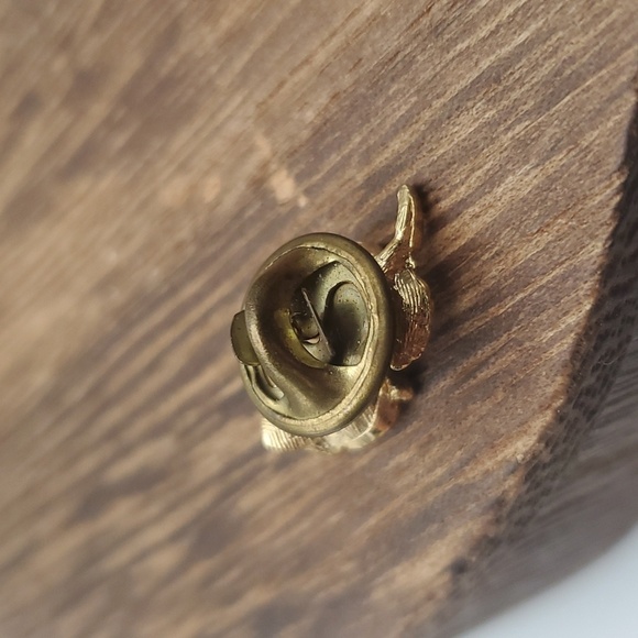 B650 edwardian rose brooch pin‎